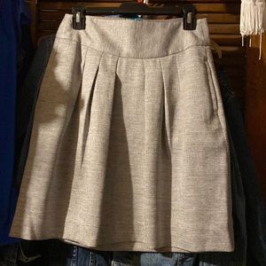 The limited pleated skirt xs new